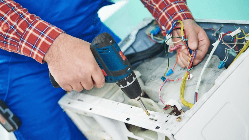 Kula Hoover Hoover çamaşır makinesi kart tamiri – Su almama arızası orijinal parça ile giderildi. - Teknik servis örneği
